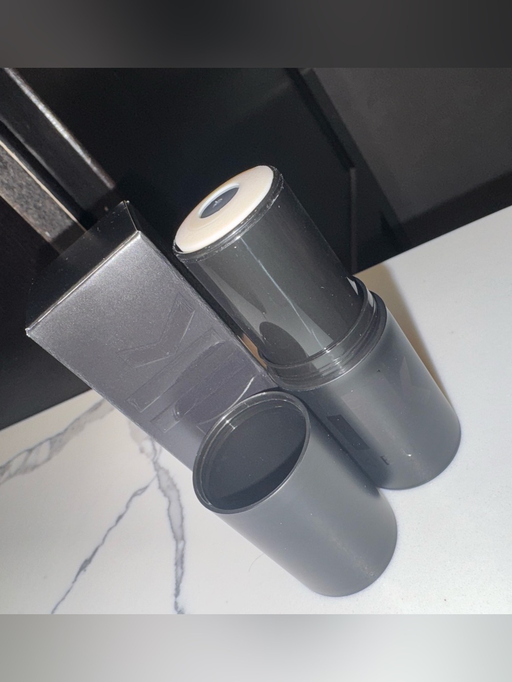 Milk Makeup Pore Eclipse Matte Blur Stick 12.5 g – New